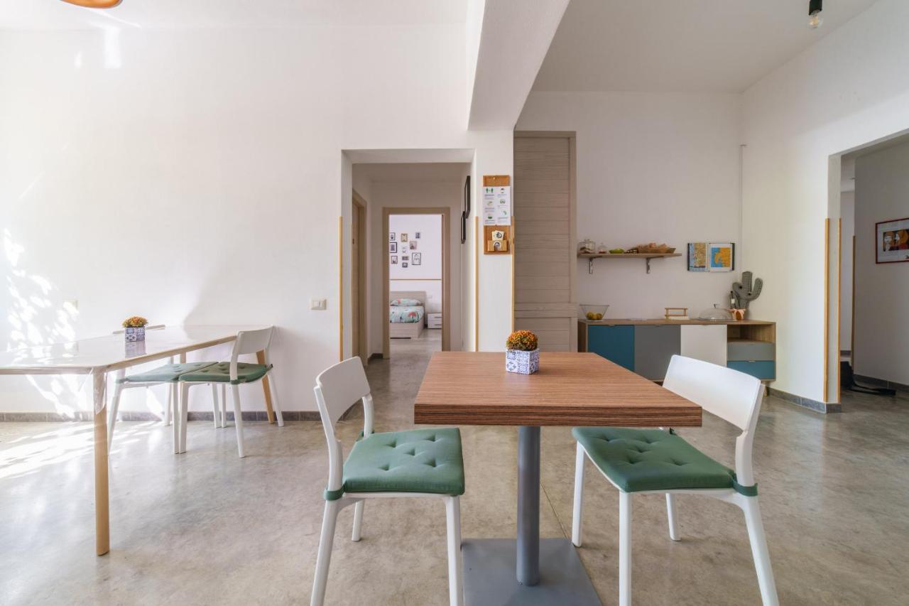 40° Parallelo Guest House リオーラ・サルド エクステリア 写真