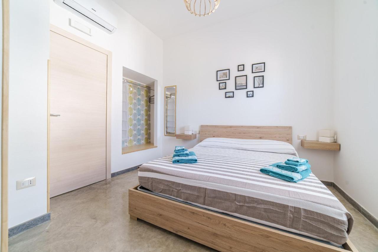 40° Parallelo Guest House リオーラ・サルド エクステリア 写真