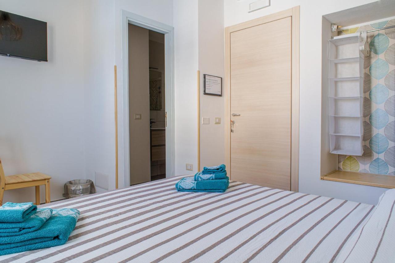 40° Parallelo Guest House リオーラ・サルド エクステリア 写真
