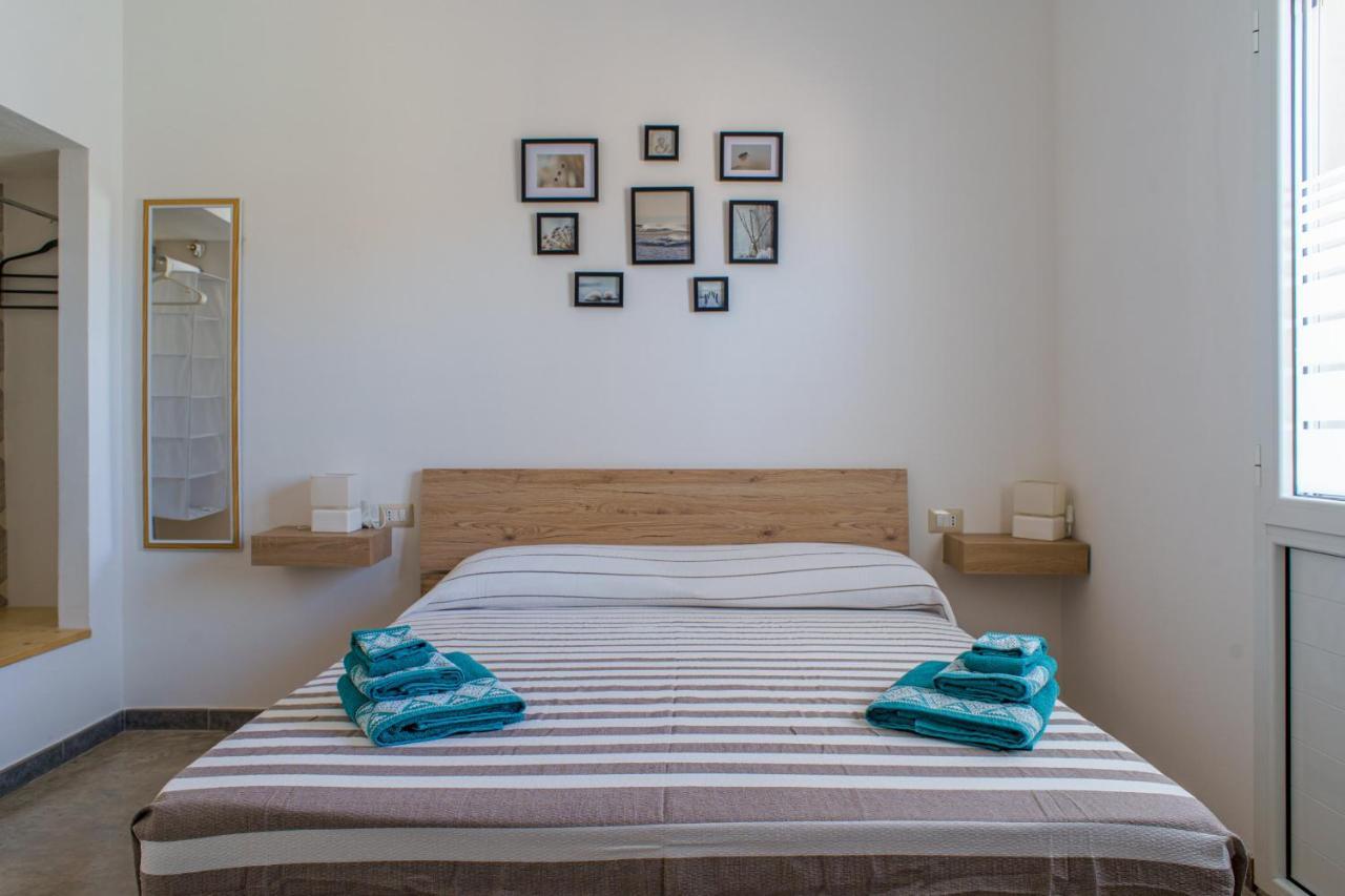40° Parallelo Guest House リオーラ・サルド エクステリア 写真
