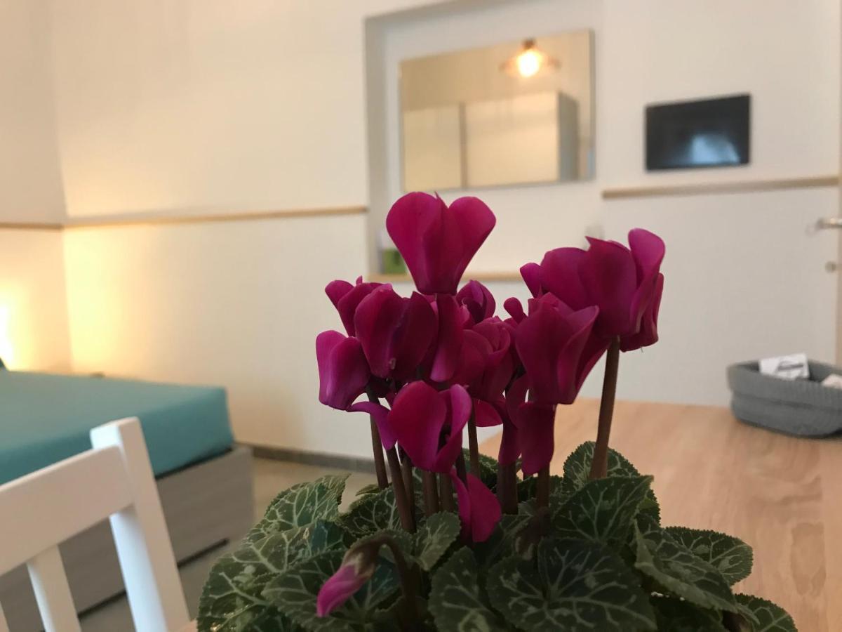 40° Parallelo Guest House リオーラ・サルド エクステリア 写真