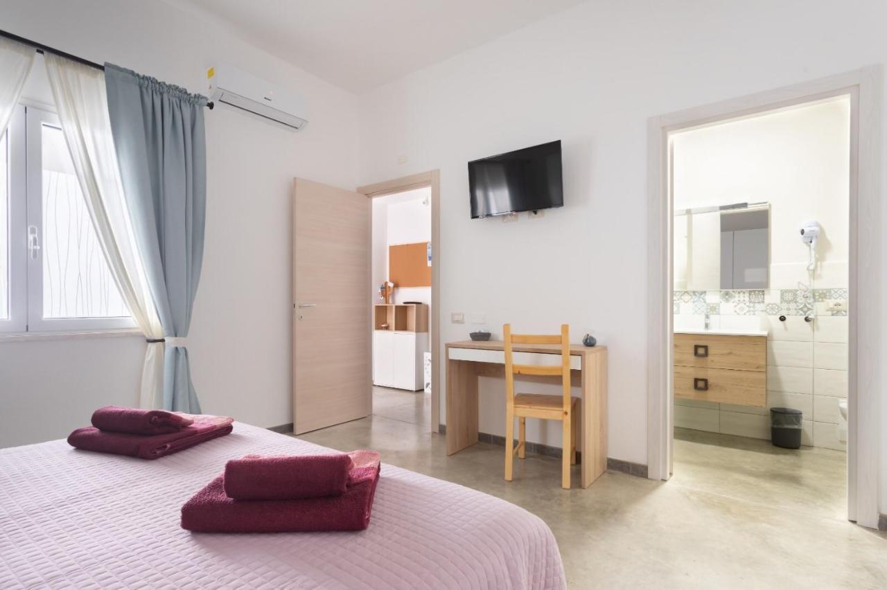 40° Parallelo Guest House リオーラ・サルド エクステリア 写真